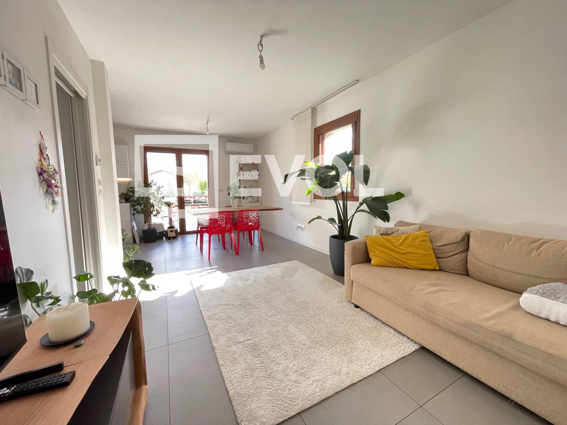 Villette a schiera in vendita a Reana del Rojale