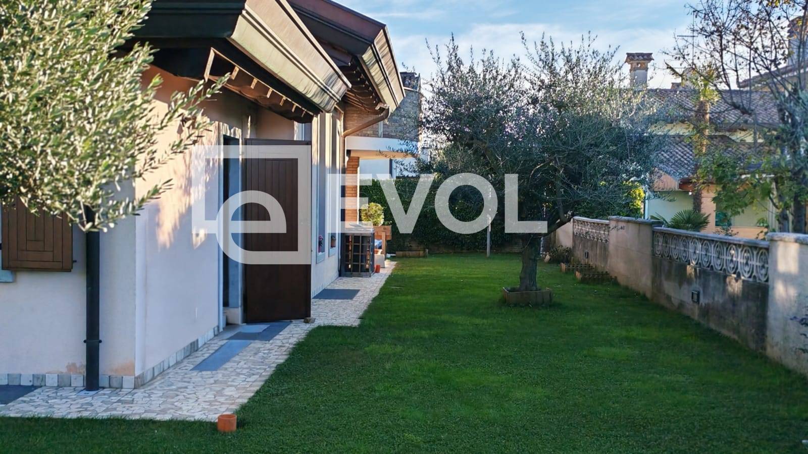 Villa in vendita a Udine