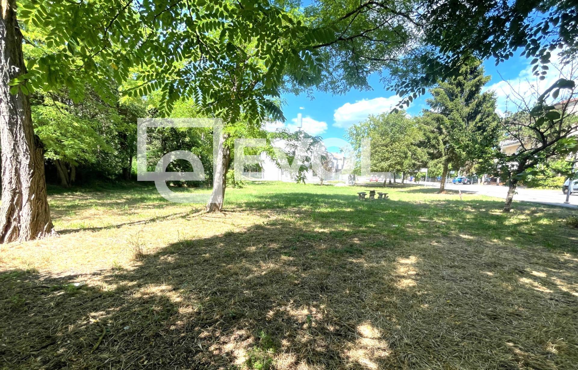 Terreno edificabile in vendita a Lignano Sabbiadoro, Lignano Pineta