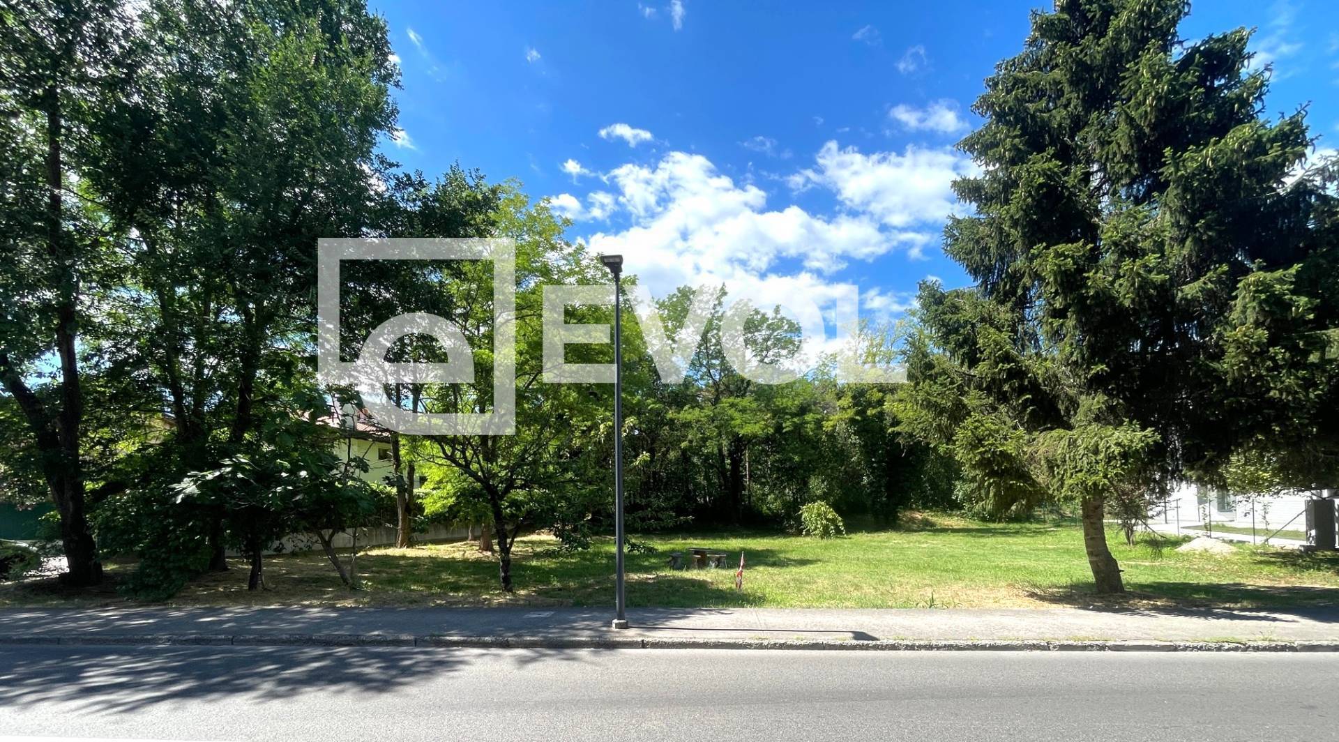 Terreno edificabile in vendita a Lignano Sabbiadoro, Lignano Pineta