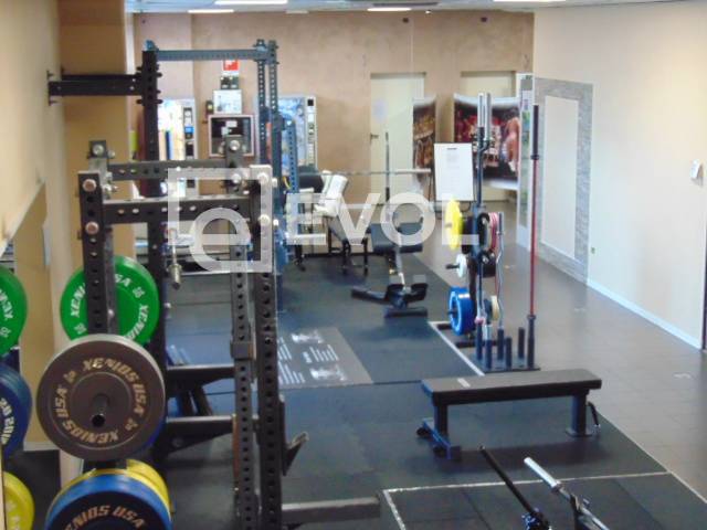 Locale commerciale in vendita a Gonars