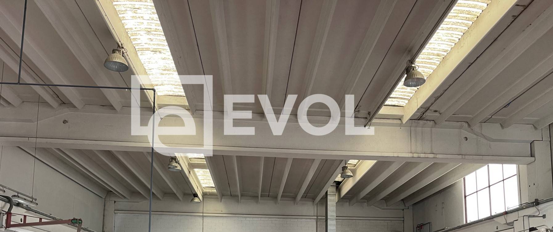 Capannone in vendita a Tavagnacco, Feletto Umberto