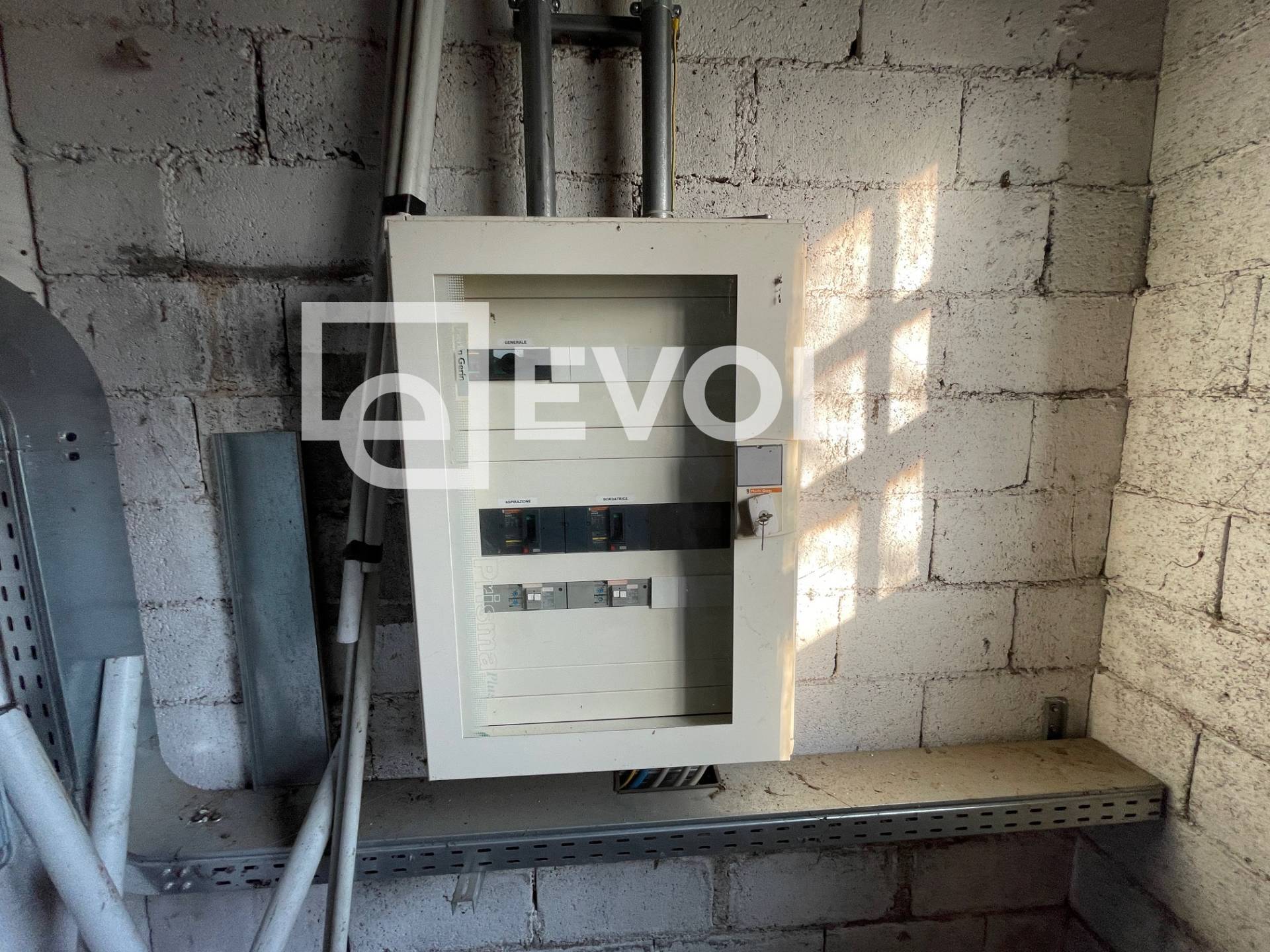 Capannone in vendita a San Vito di Fagagna