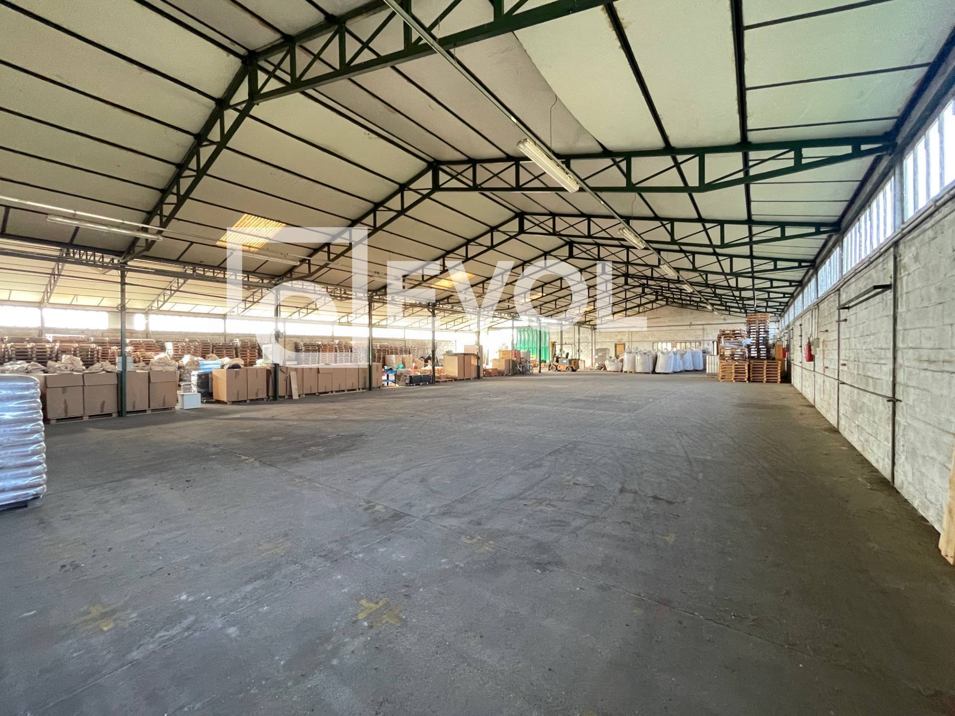 Capannone in vendita a San Vito di Fagagna