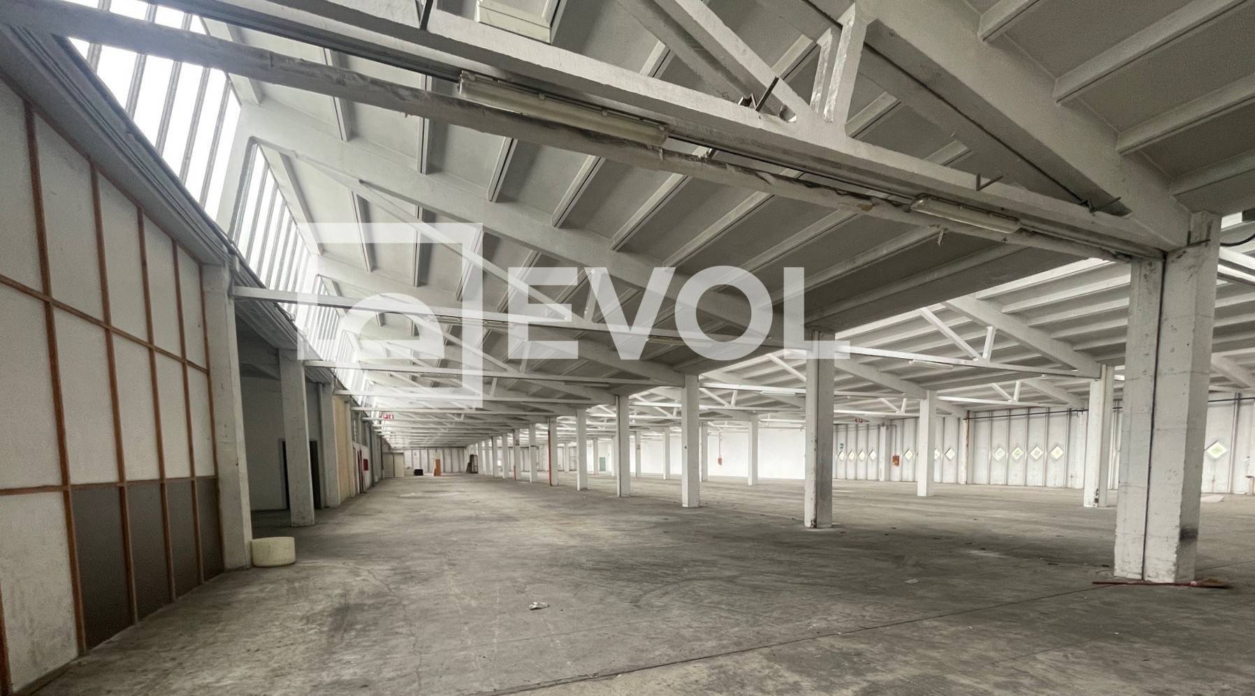 Capannone in vendita a Tolmezzo