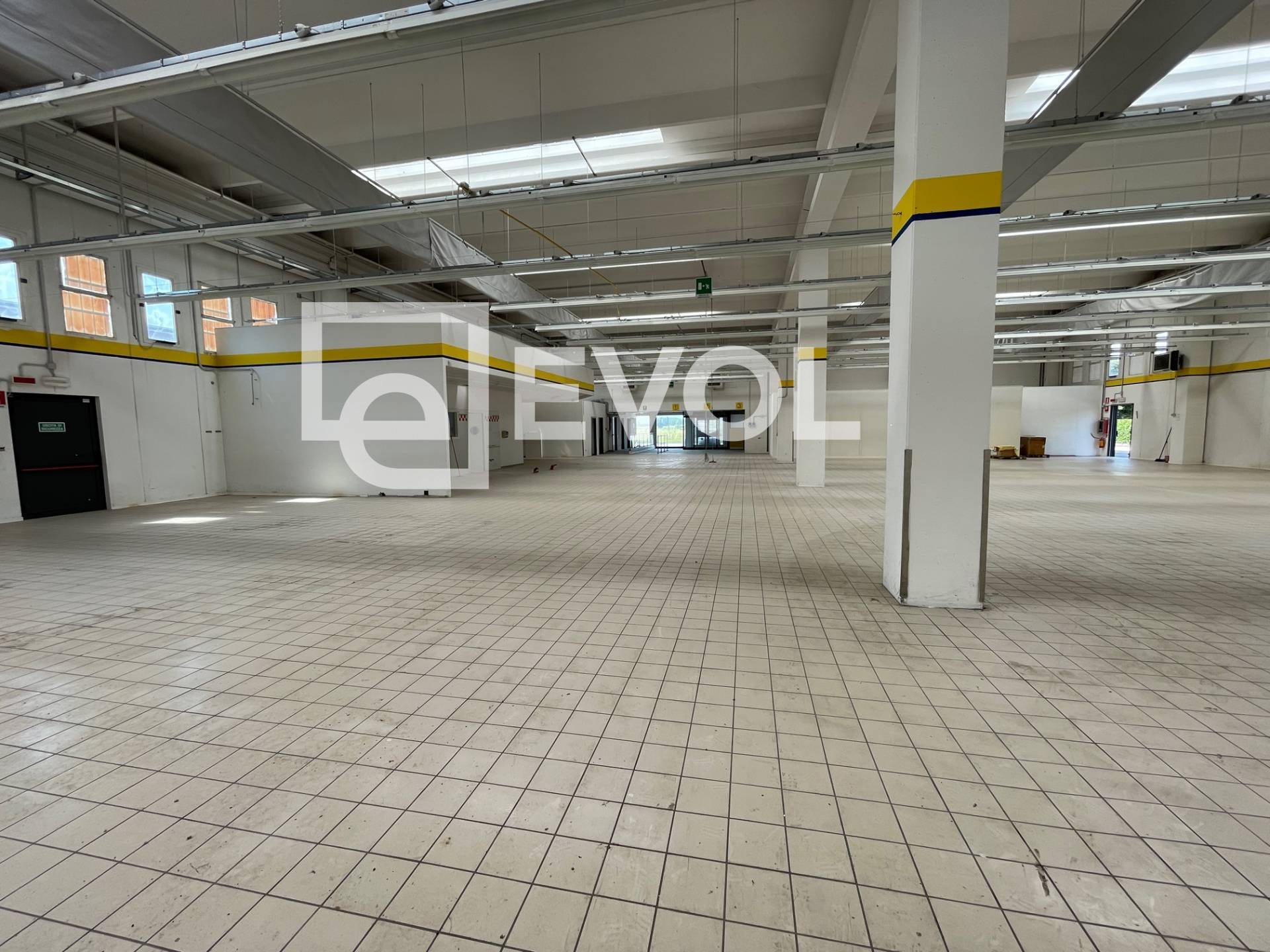 Capannoni in vendita a Remanzacco