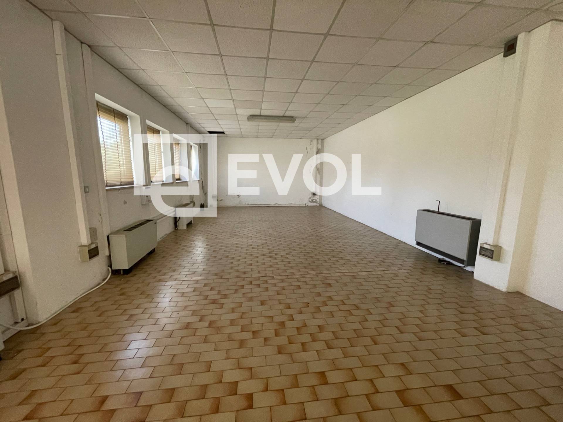 Capannoni in vendita a Spilimbergo