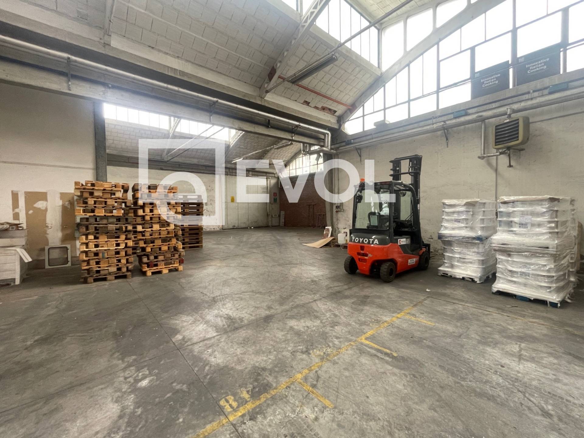 Capannone in vendita a Tolmezzo