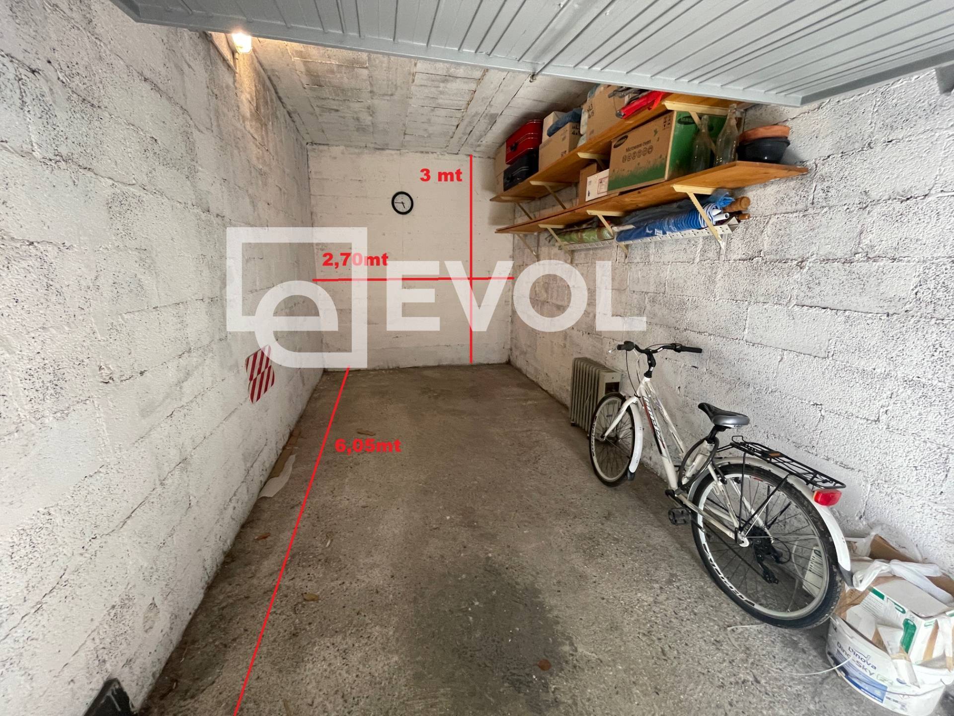 Box o garage in vendita a Pasian di Prato