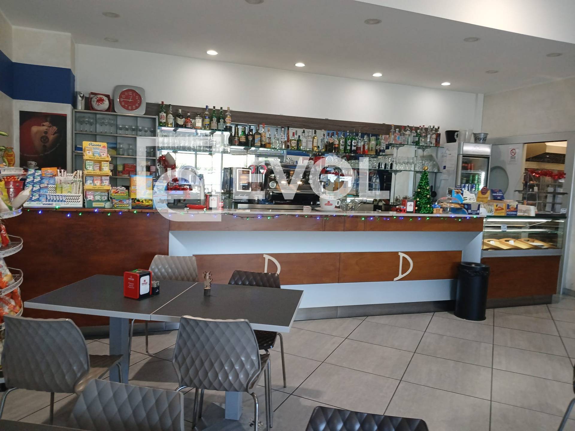 Attivit commerciale in vendita a Loano