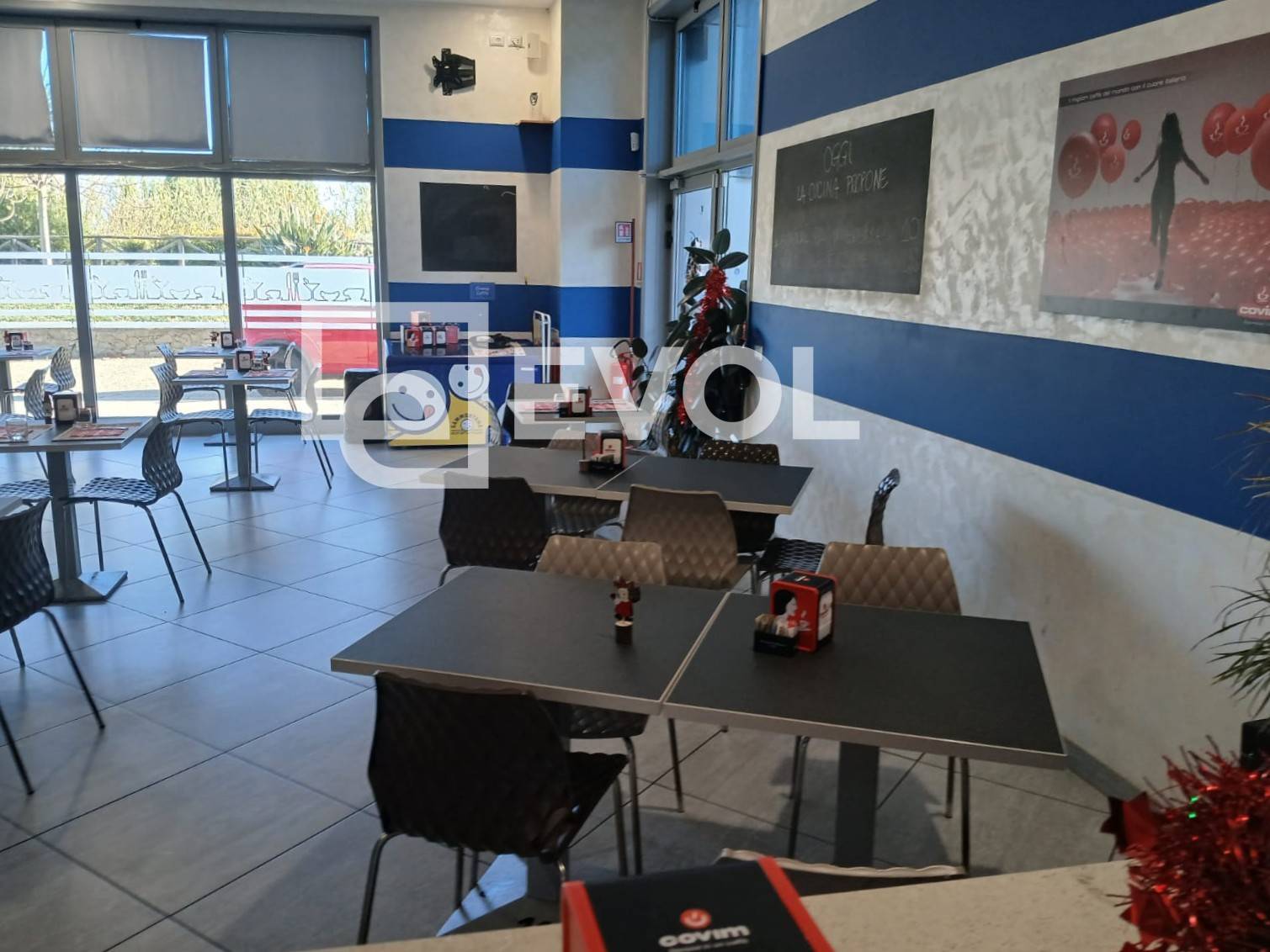 Attivit commerciale in vendita a Loano