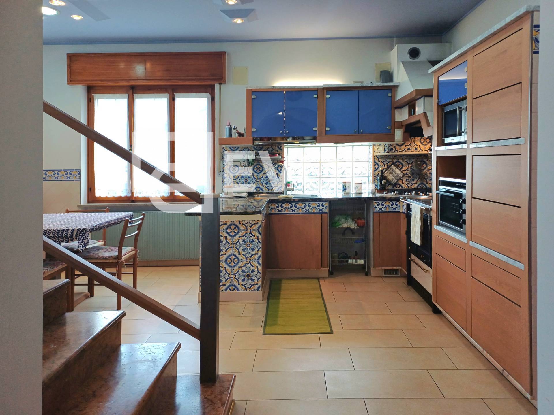 Villa in vendita a Moruzzo, Alnicco