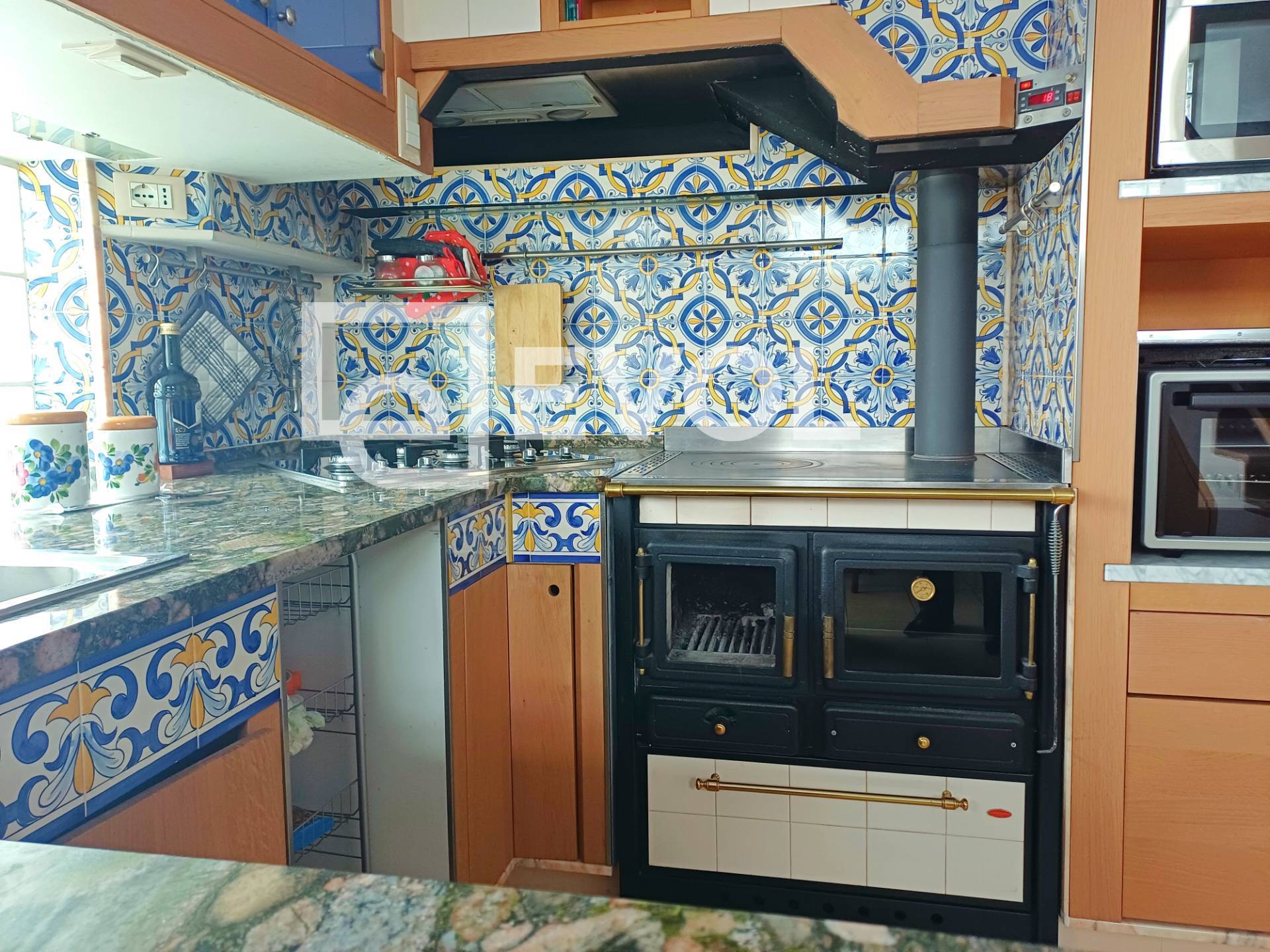 Villa in vendita a Moruzzo, Alnicco