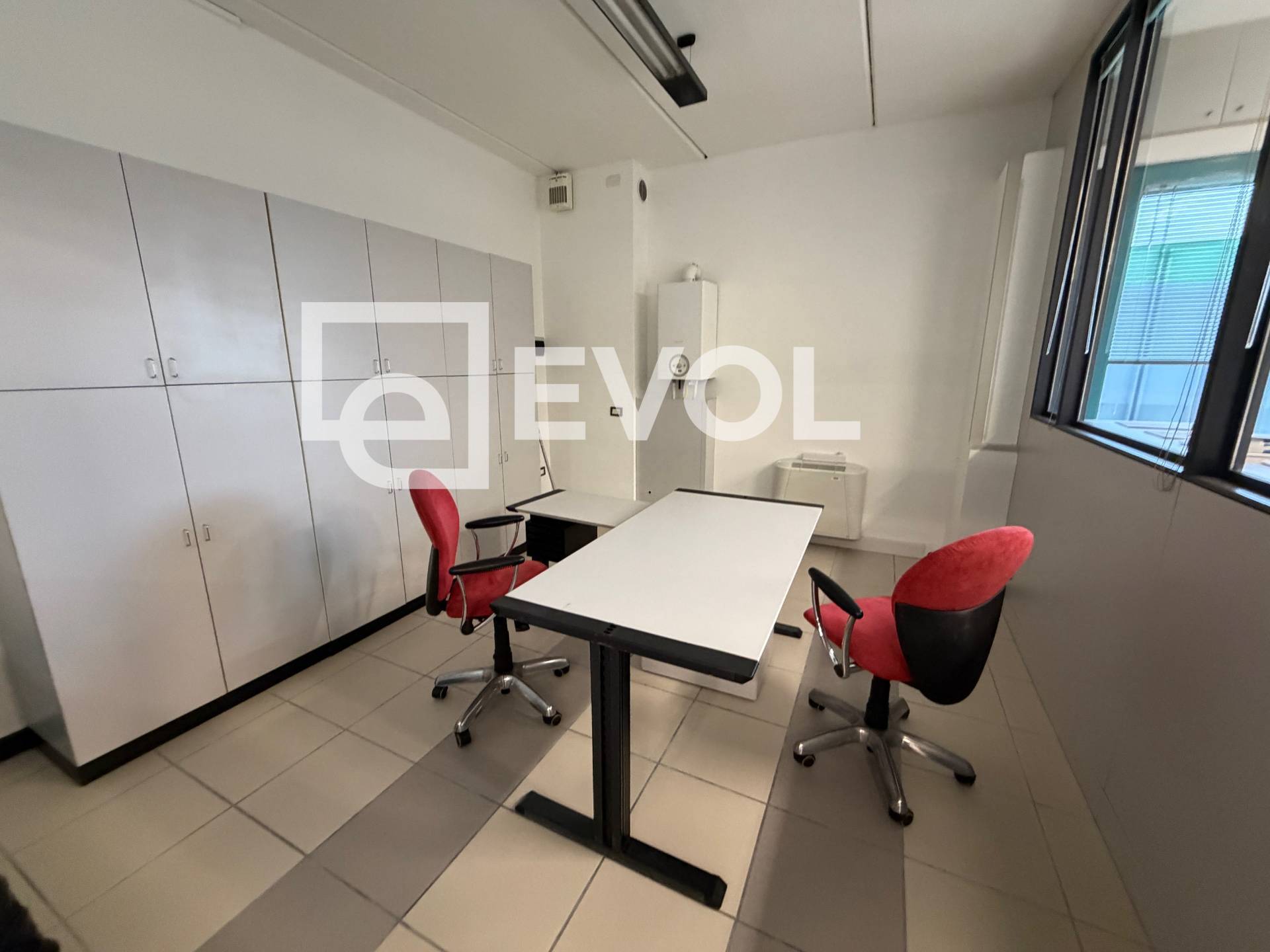 Studio/Ufficio in vendita a Tavagnacco, Feletto Umberto