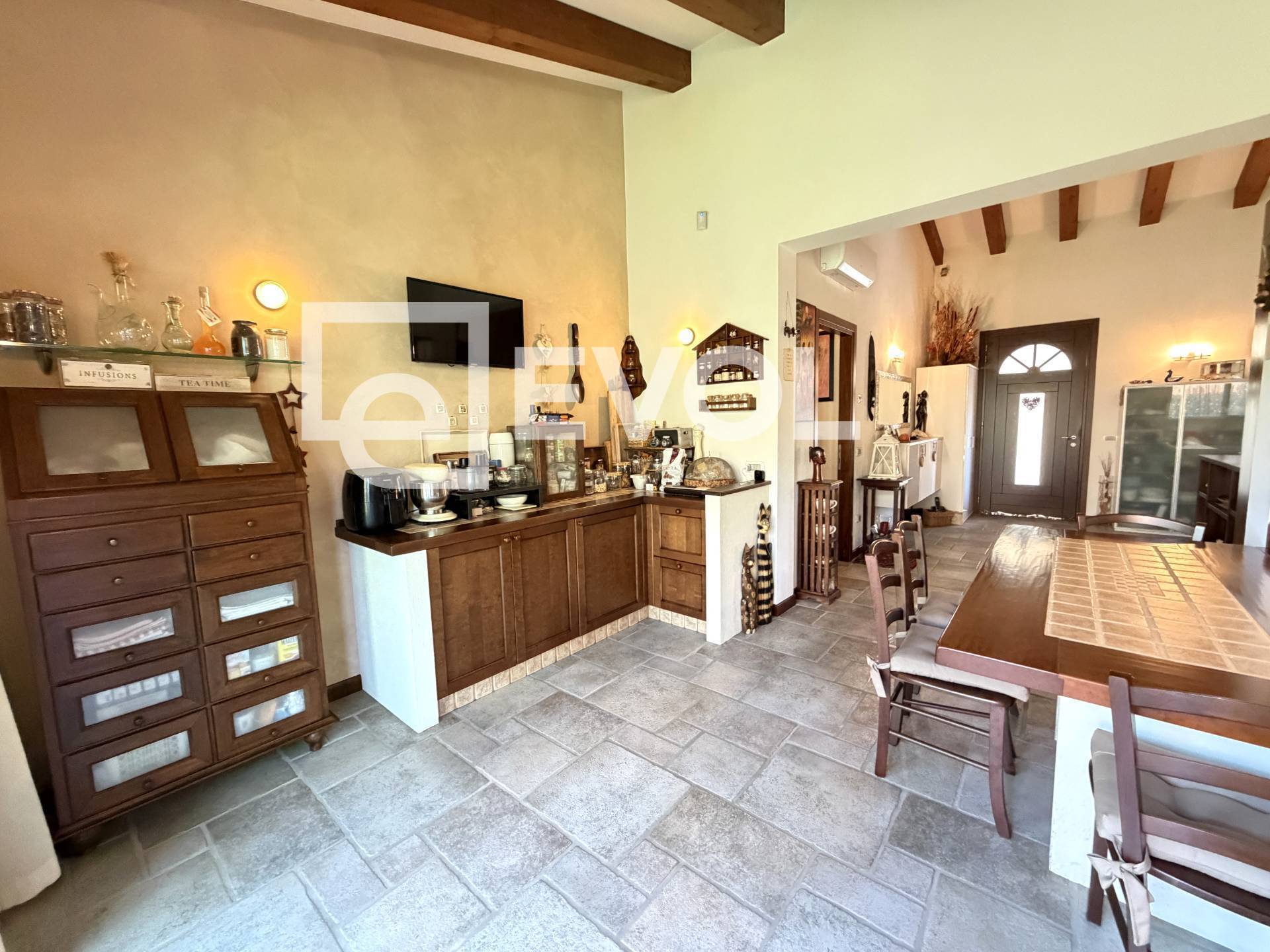 Porzione di bifamiliare in vendita a Remanzacco