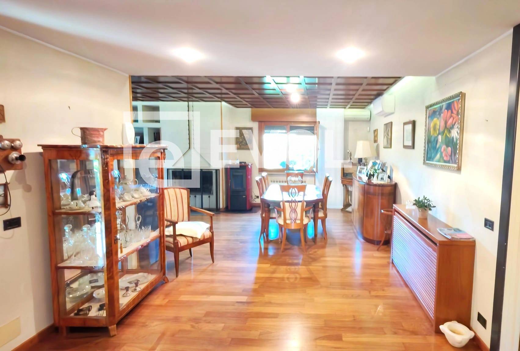 Villa in vendita a Udine, Rizzi