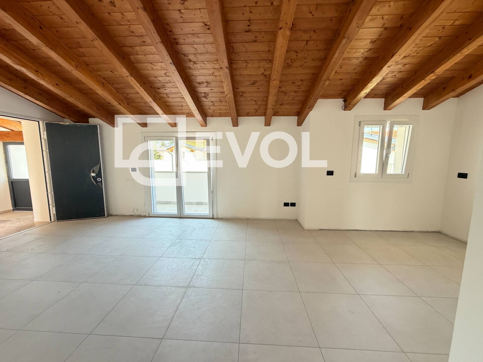 Villette a schiera in vendita a Ronchis, Fraforeano