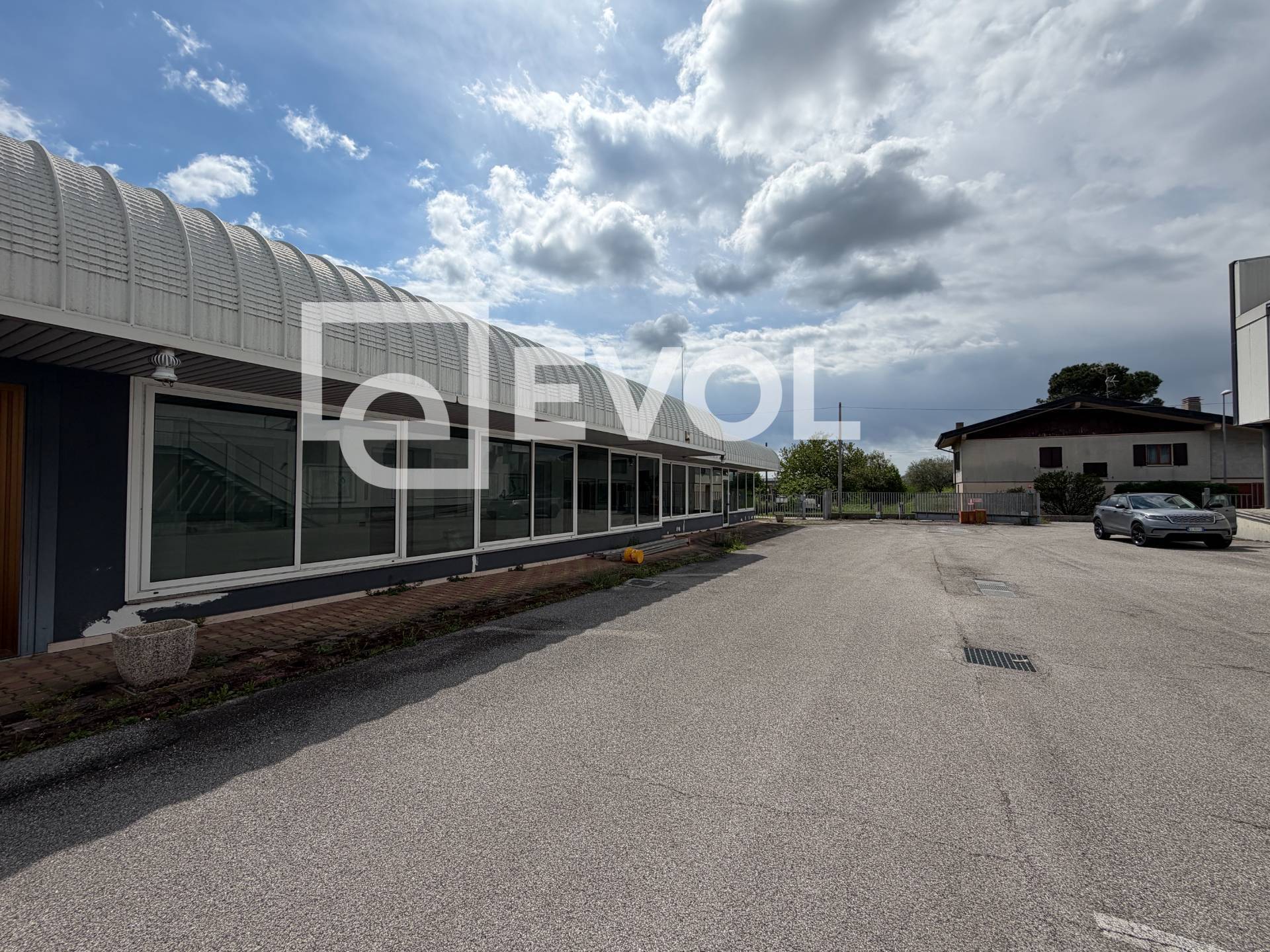 Studio/Ufficio in affitto a Buja