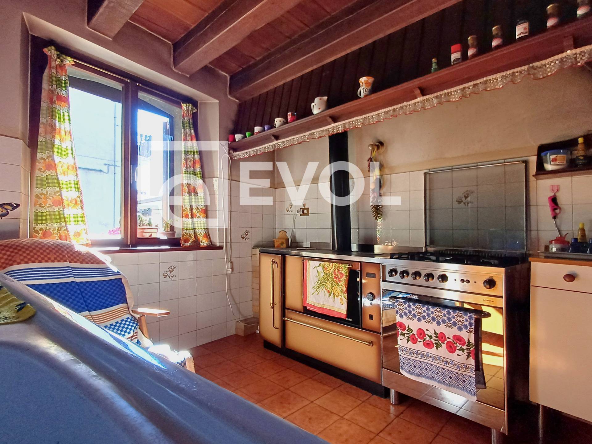 Rustico in vendita a Savogna