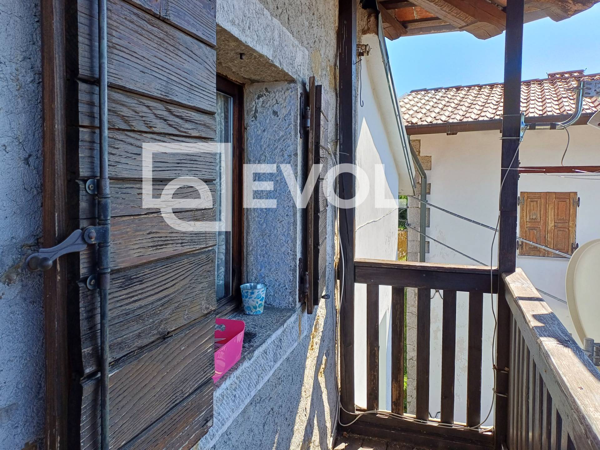 Rustico in vendita a Savogna