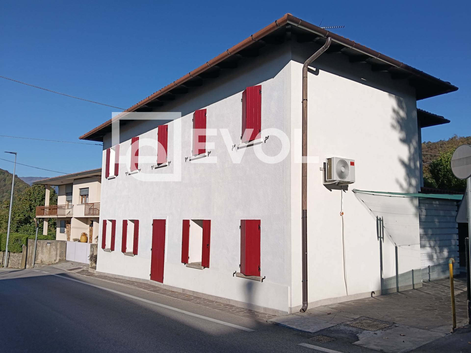 Casa singola in vendita a Refrontolo