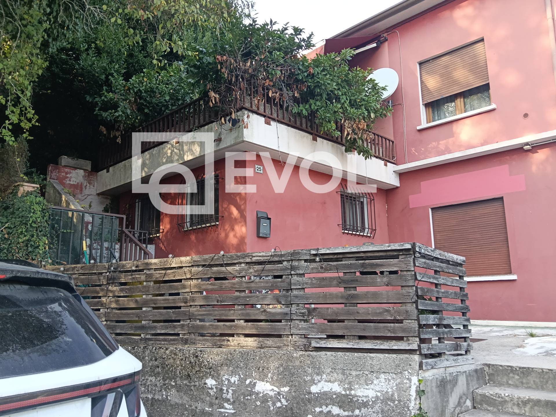 Attivit commerciale in vendita a Sernaglia della Battaglia, Falz di Piave