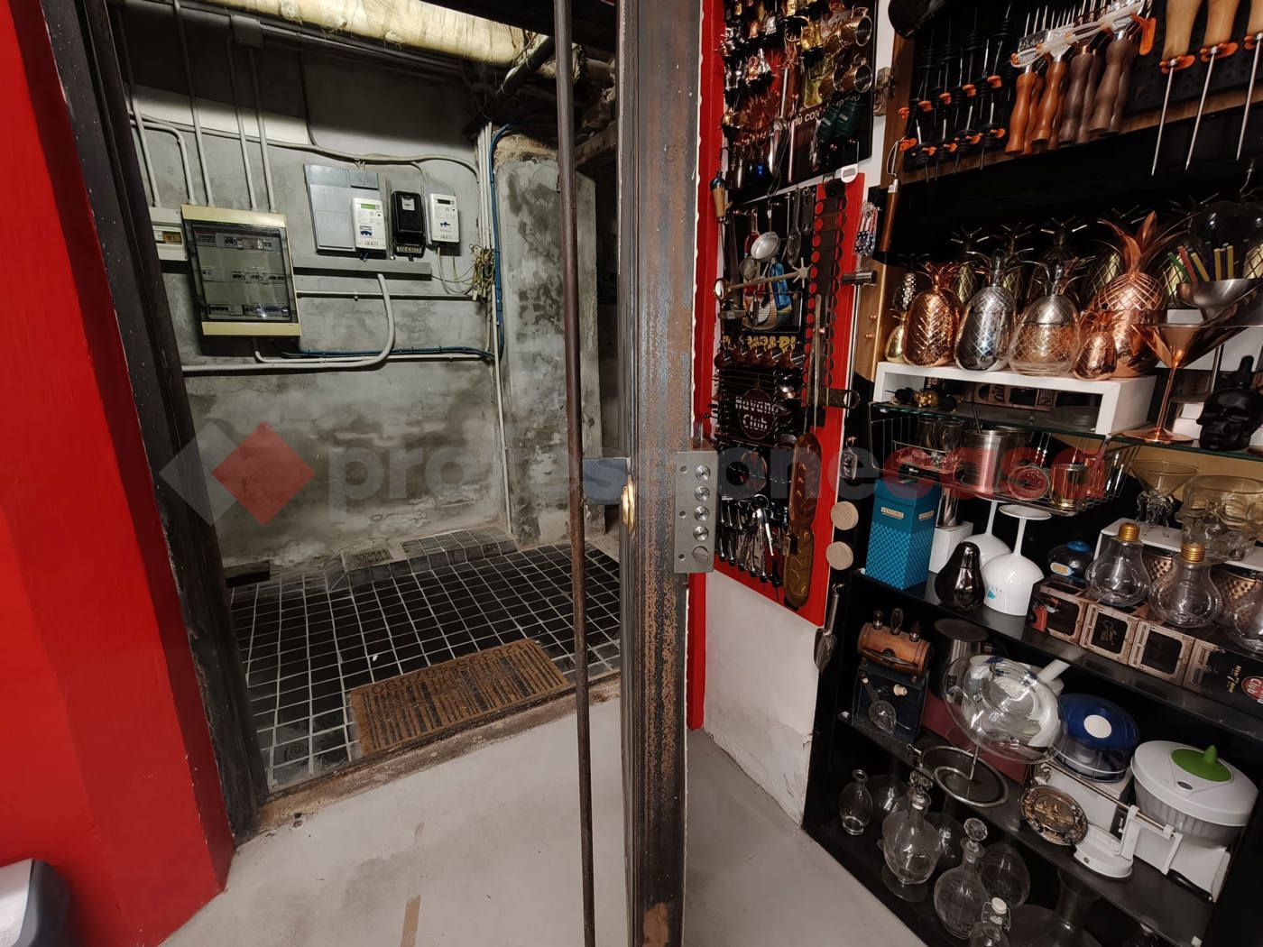 Magazzino in vendita a Torino