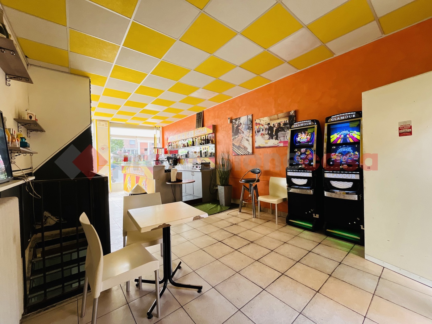 Attivit� commerciale Bar e tabacchi in vendita a Torino
