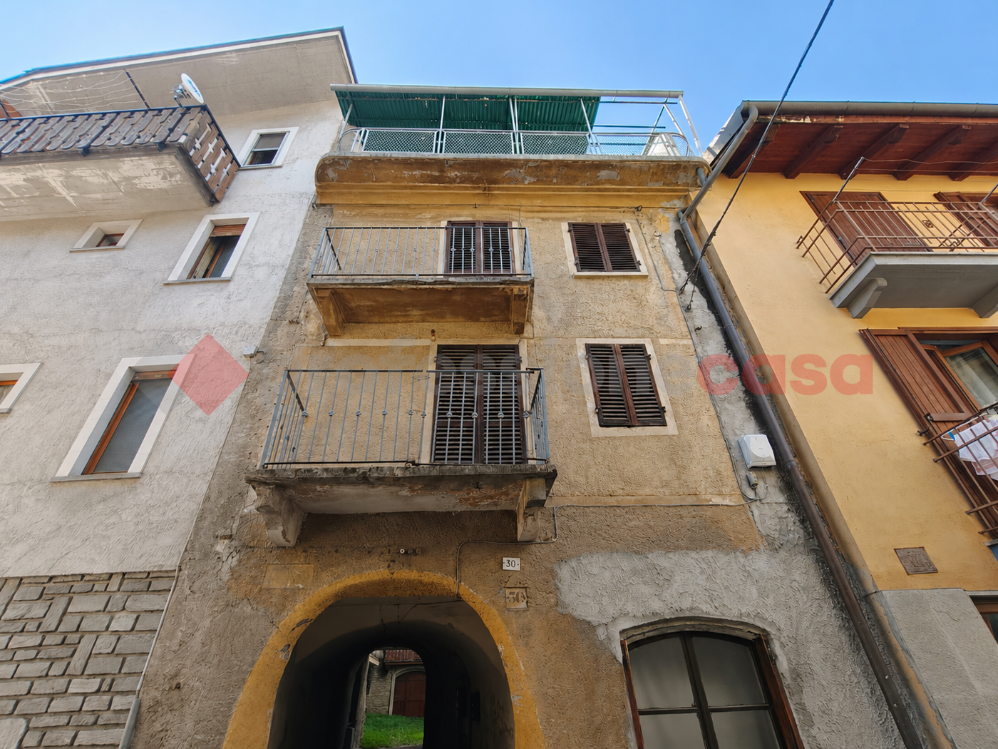 Casa indipendente da ristrutturare a Chiomonte