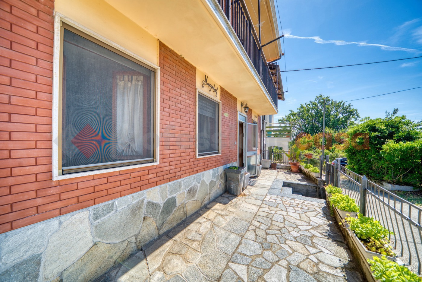 Casa indipendente in vendita a Ferrere