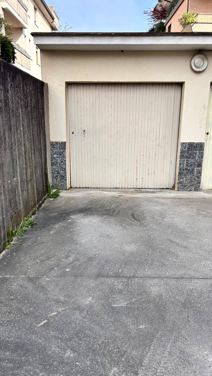Garage/Box/Cantina/Posto Auto in vendita a Busto Arsizio, S. Edoardo