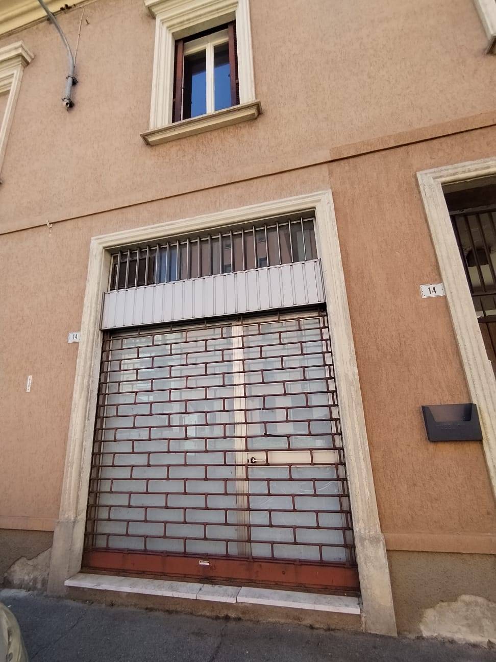 Negozio in affitto a Busto Arsizio