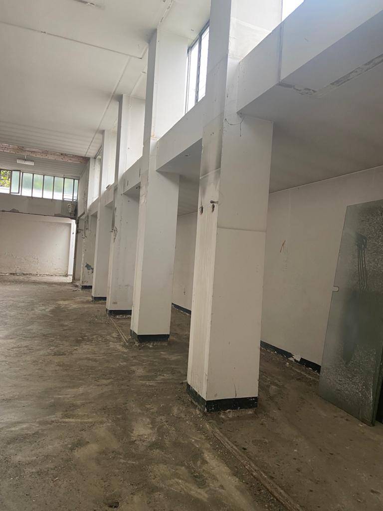 Negozio in affitto a Busto Arsizio