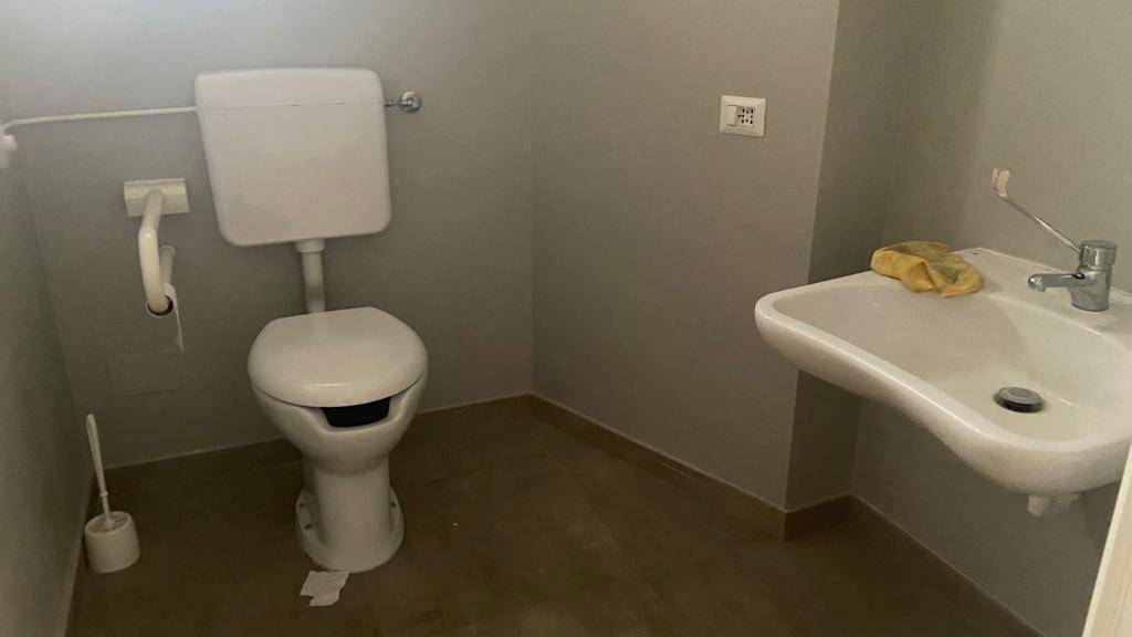 Negozio in affitto a Nerviano