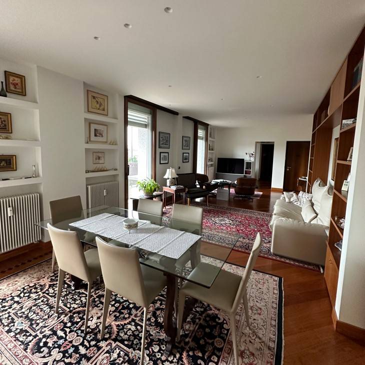 Attico/Mansarda in vendita a Busto Arsizio, Centro