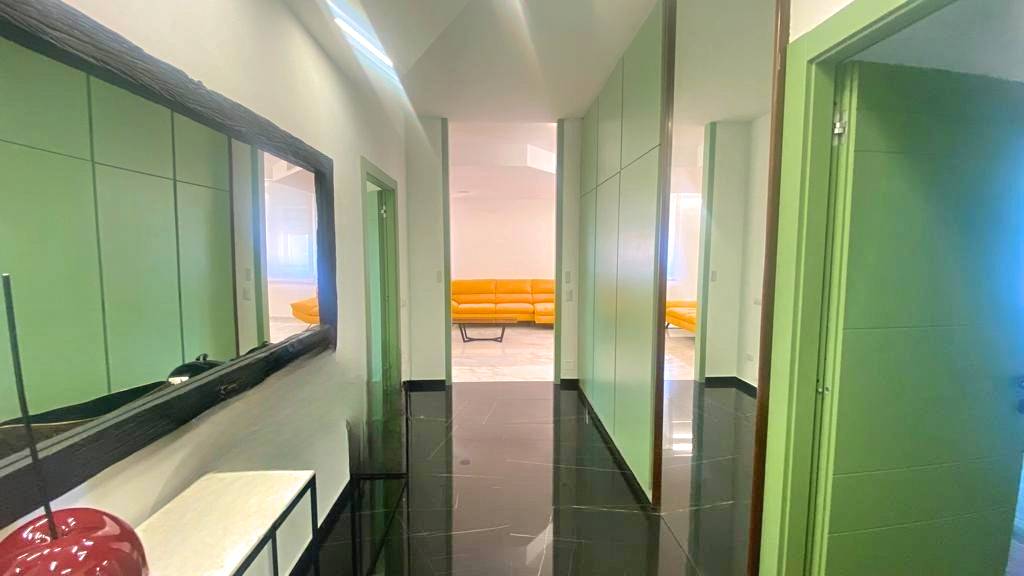 Appartamento in vendita a Legnano, Centro