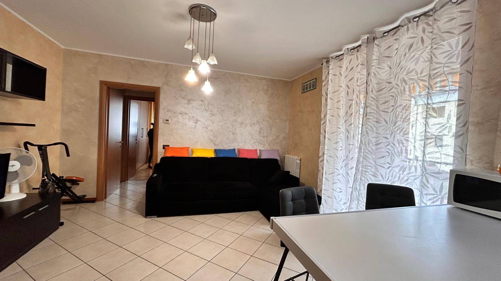 Appartamento in affitto a Busto Arsizio, Sacconago