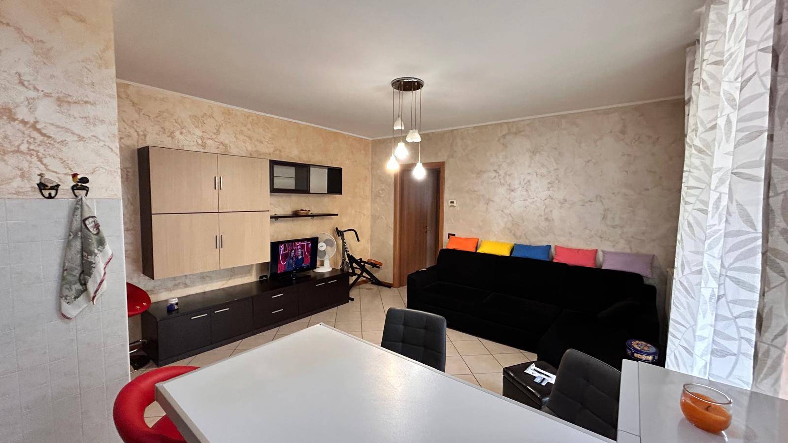 Appartamento in affitto a Busto Arsizio, Sacconago