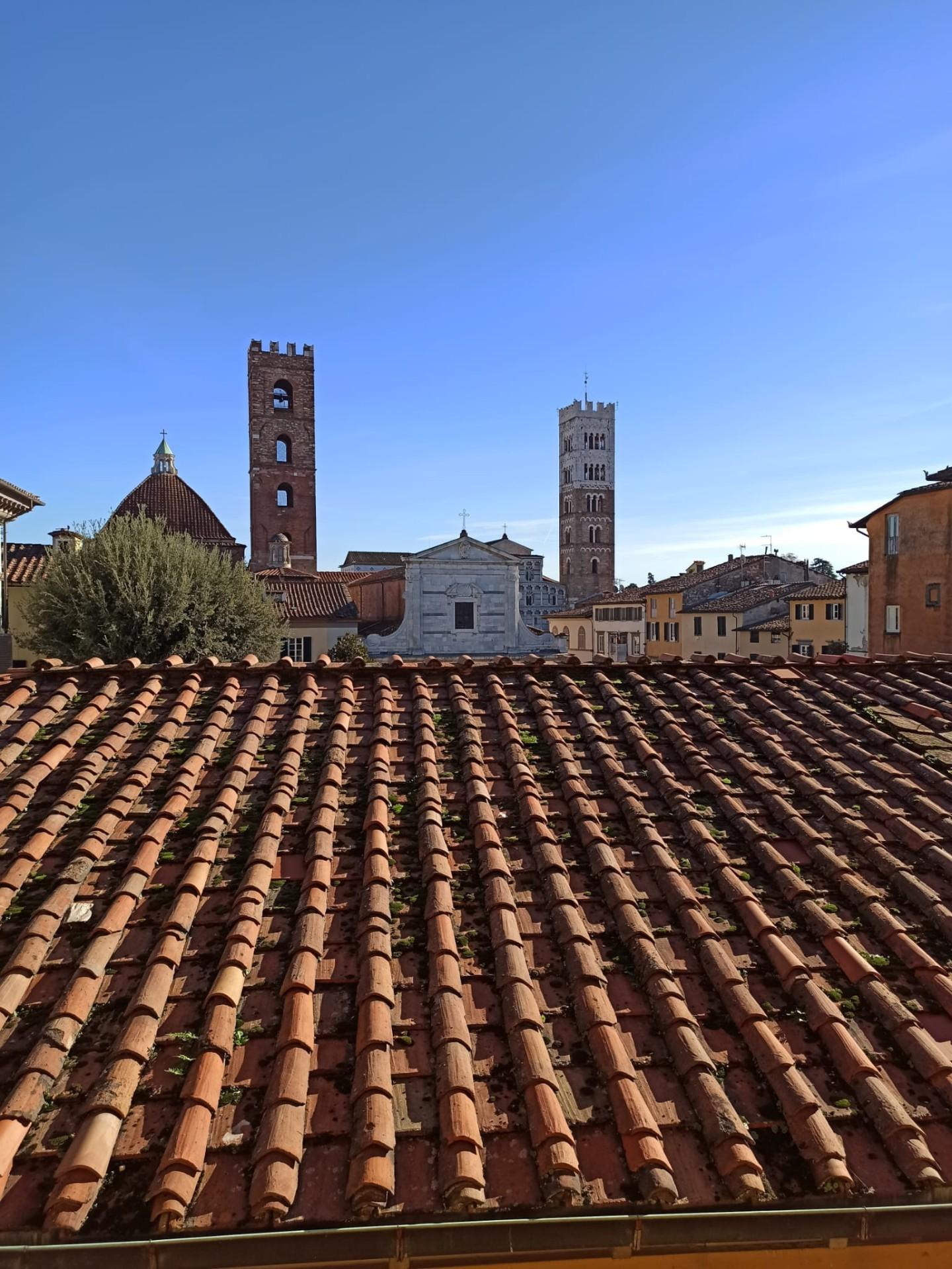 Appartamento ristrutturato, Lucca centro storico