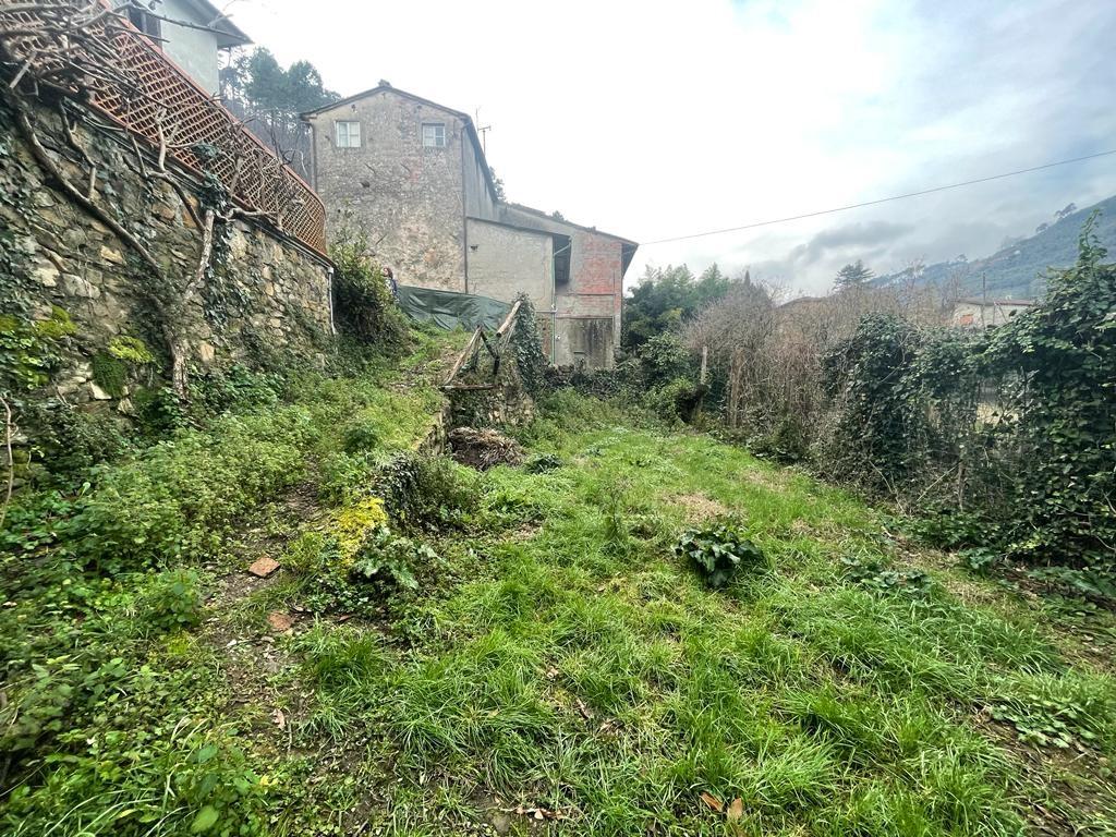 Casa indipendente con giardino, Capannori pieve di compito