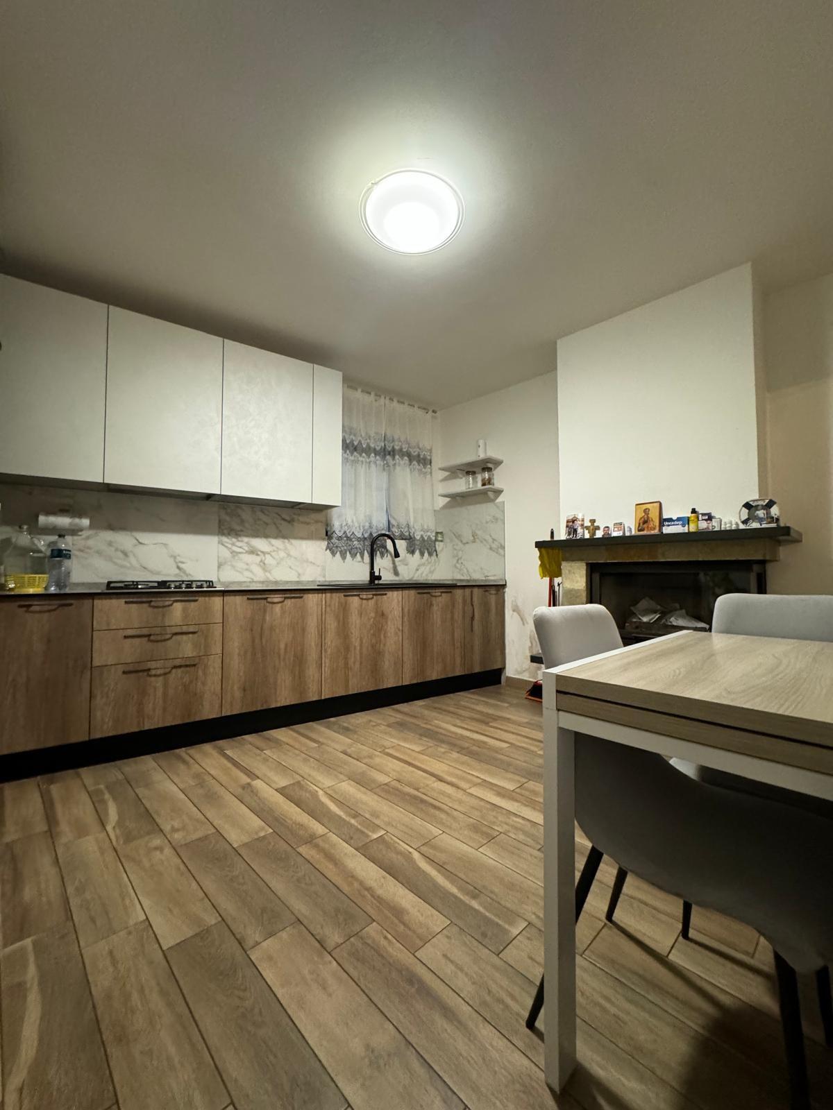 Casa indipendente con giardino, Capannori marlia