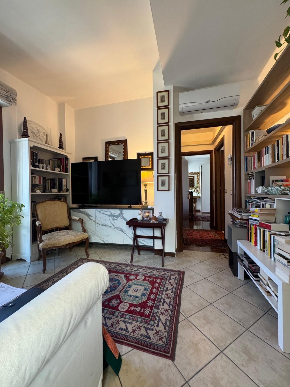 Attico in vendita, Lucca arancio