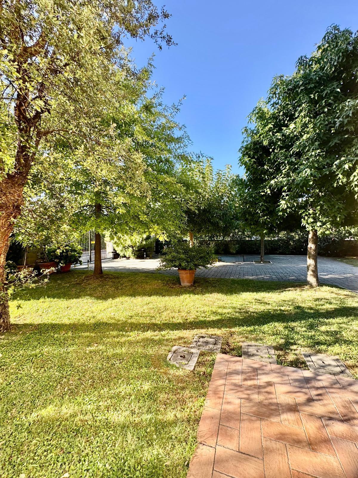 Quadrilocale con giardino, Capannori lunata