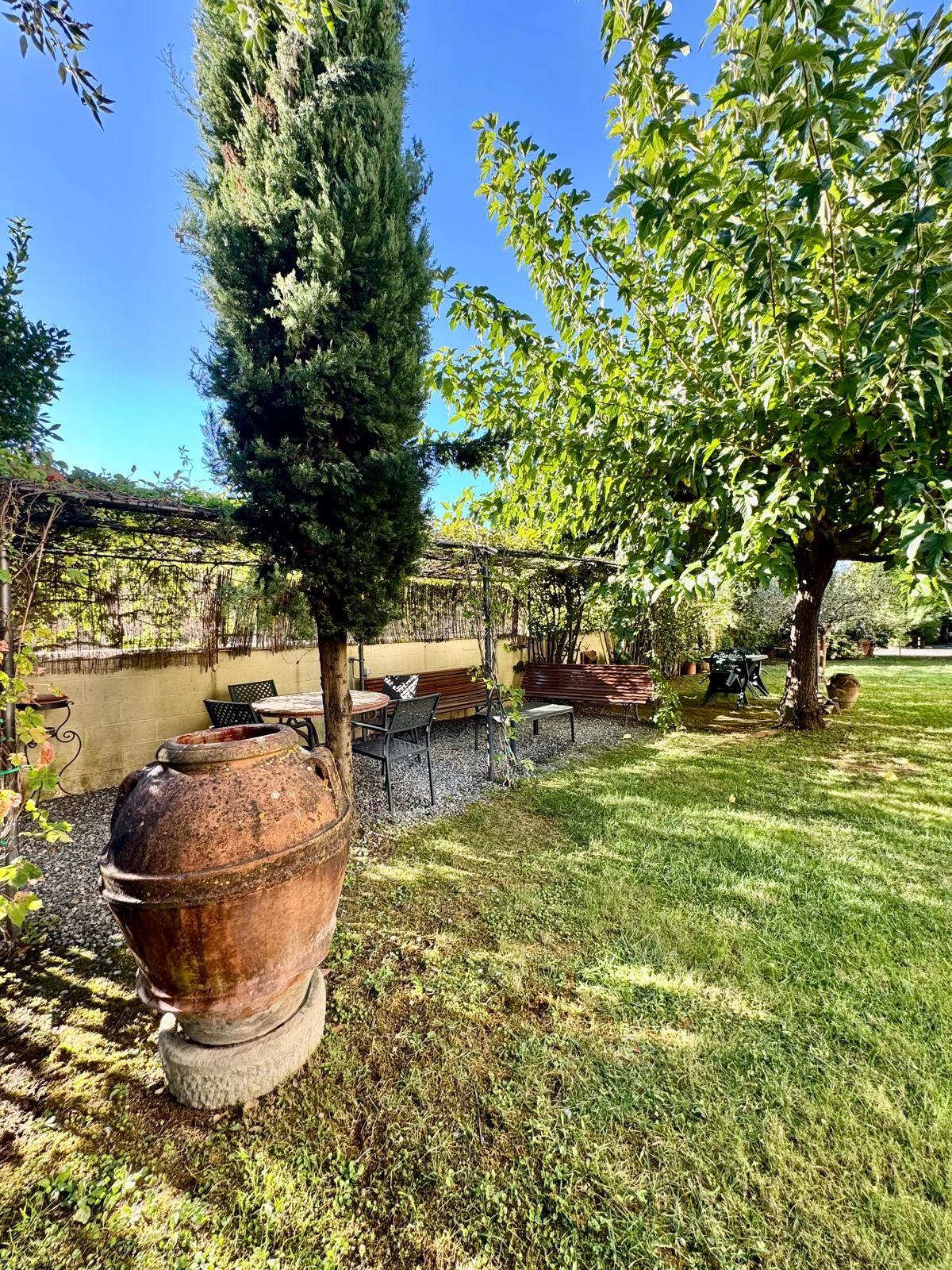 Quadrilocale con giardino, Capannori lunata