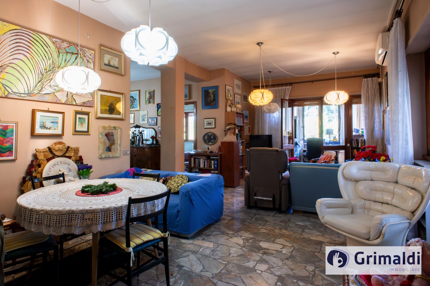 Quadrilocale da ristrutturare a Roma