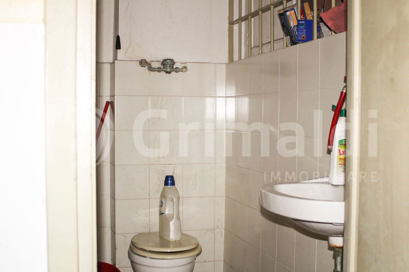 Box/Garage 143mq in affitto a Roma