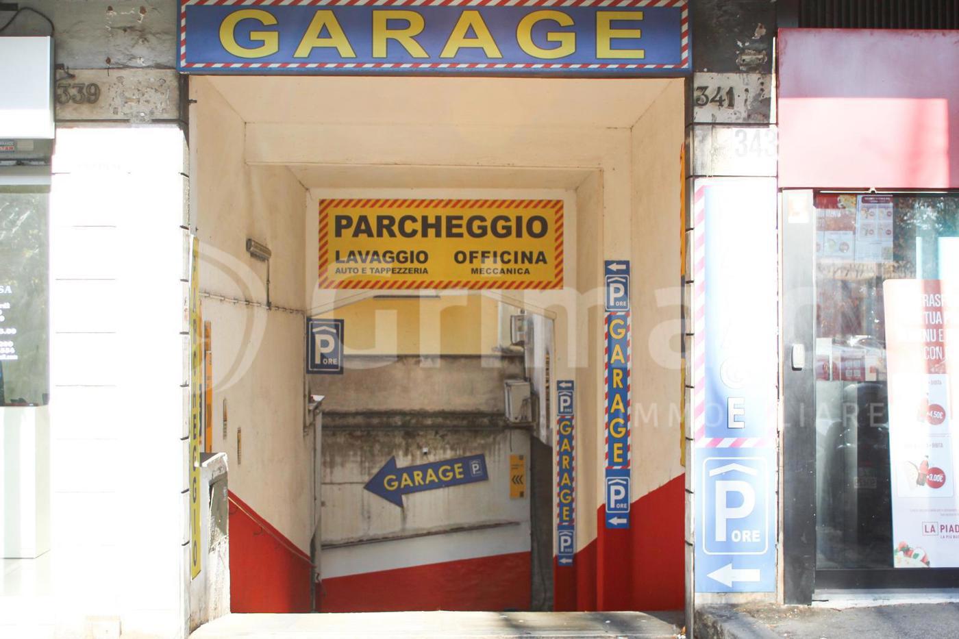 Box/Garage 143mq in affitto a Roma