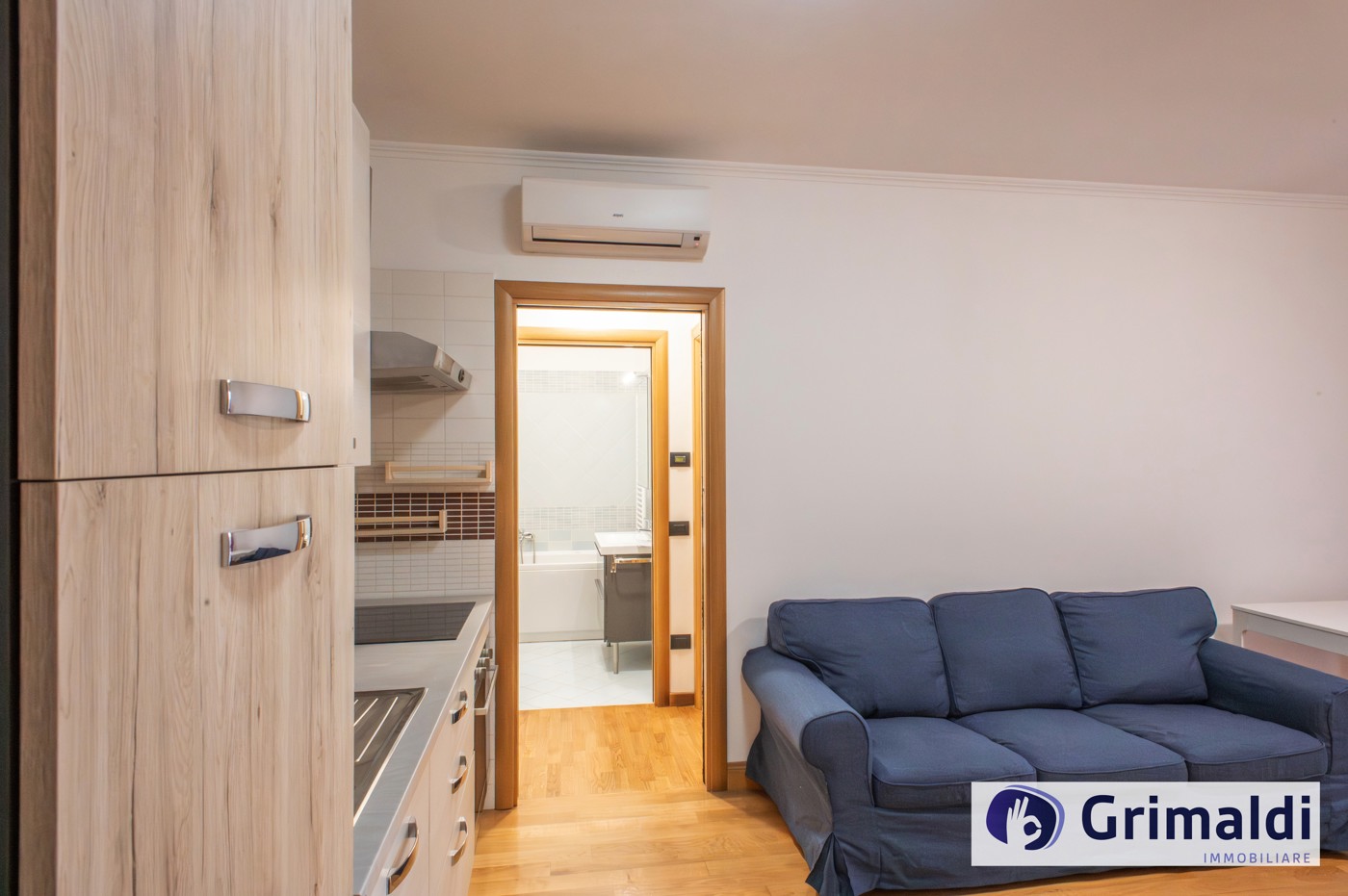 Bilocale arredato in affitto a Roma