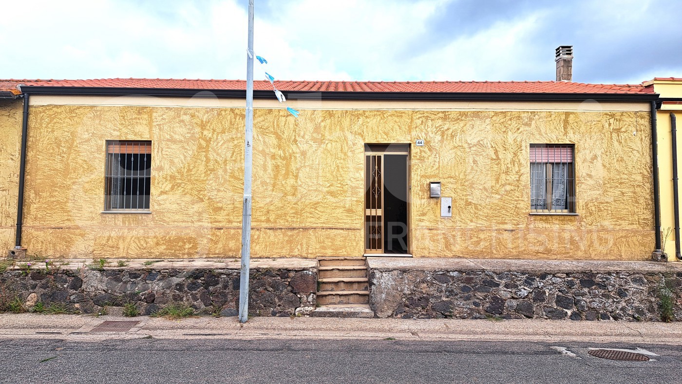 Casa indipendente con giardino a Oristano