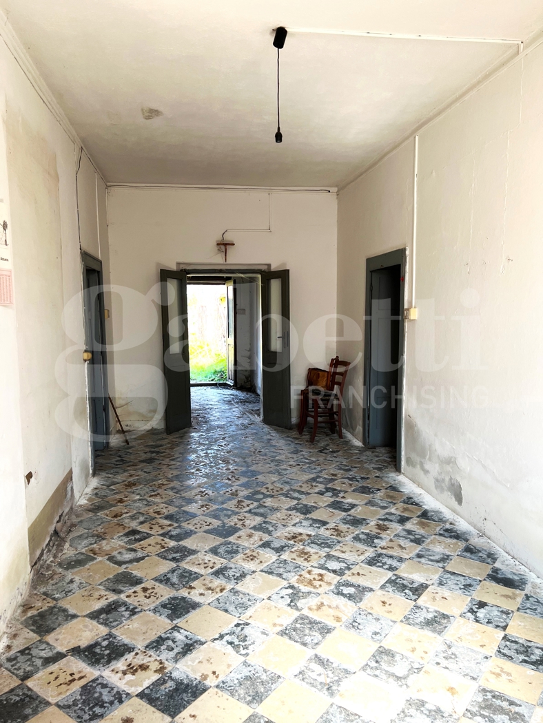 Casa indipendente con giardino a Oristano